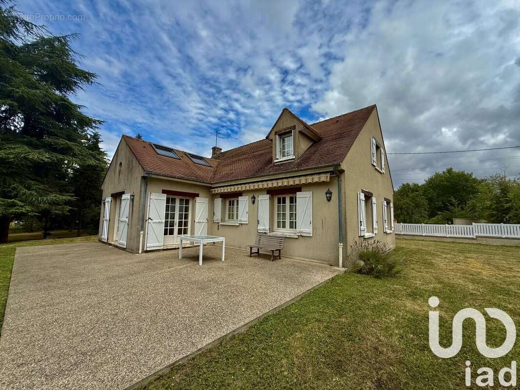 Photo 3 - Maison à VRIGNY