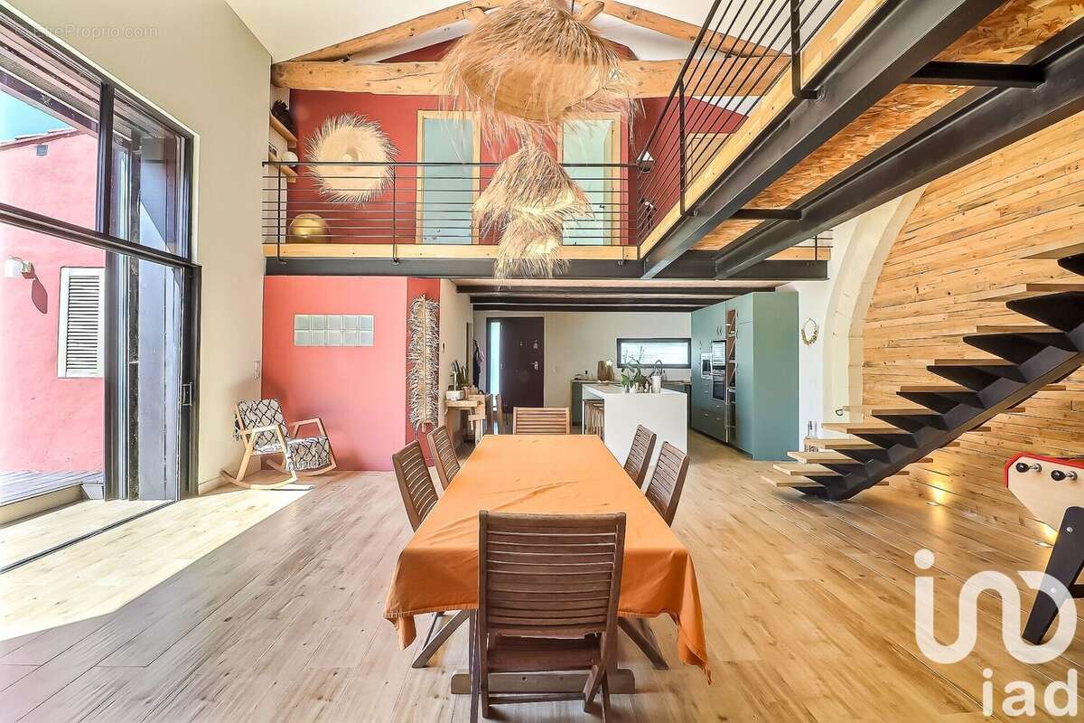 Photo 2 - Maison à CAVEIRAC