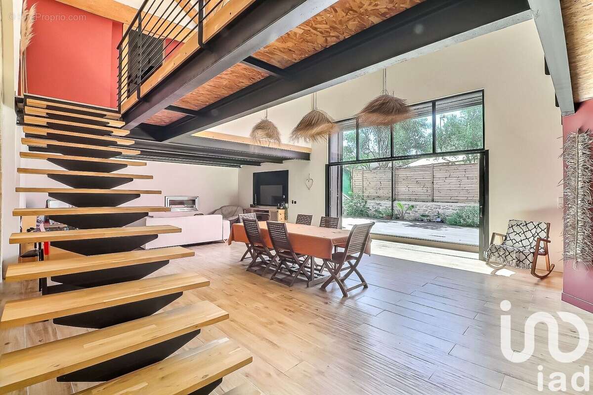 Photo 3 - Maison à CAVEIRAC