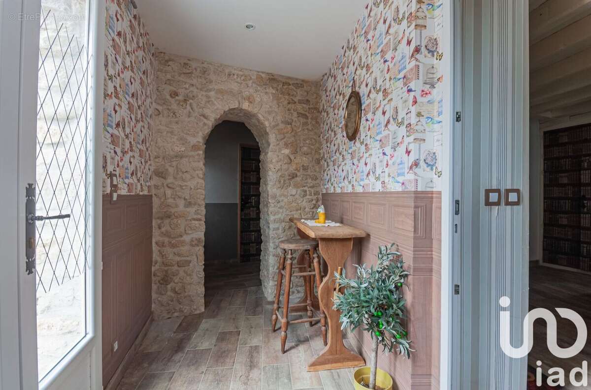 Photo 3 - Maison à REMAUVILLE