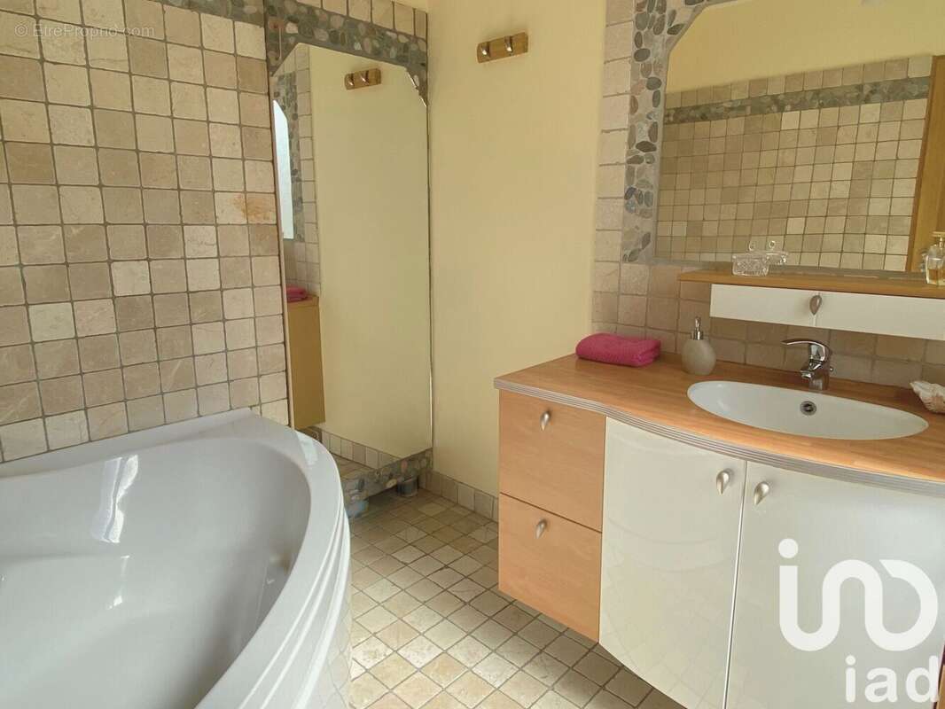 Photo 6 - Appartement à NEUILLY-EN-THELLE