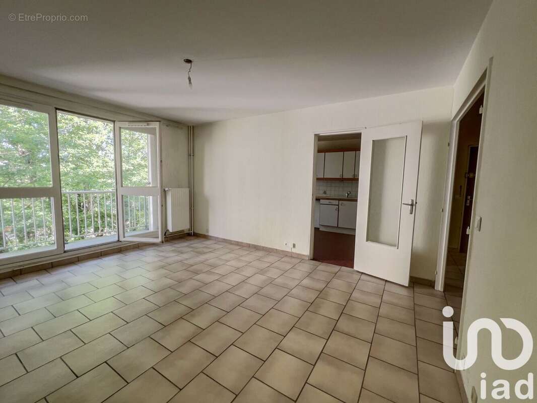 Photo 3 - Appartement à VERNEUIL-SUR-SEINE