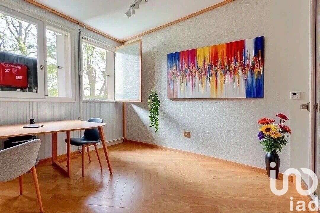 Photo 4 - Appartement à VERNEUIL-SUR-SEINE