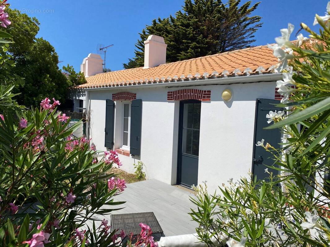 Maison à L&#039;EPINE