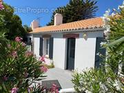 Maison à L&#039;EPINE