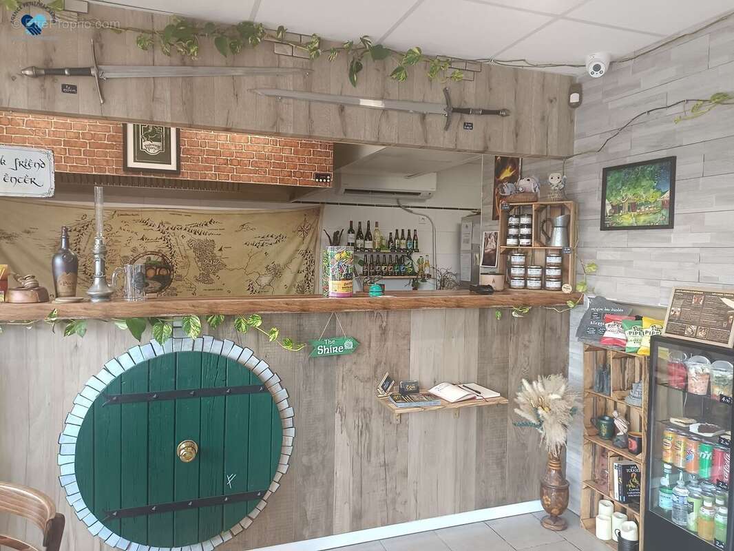 Commerce à AUZEVILLE-TOLOSANE