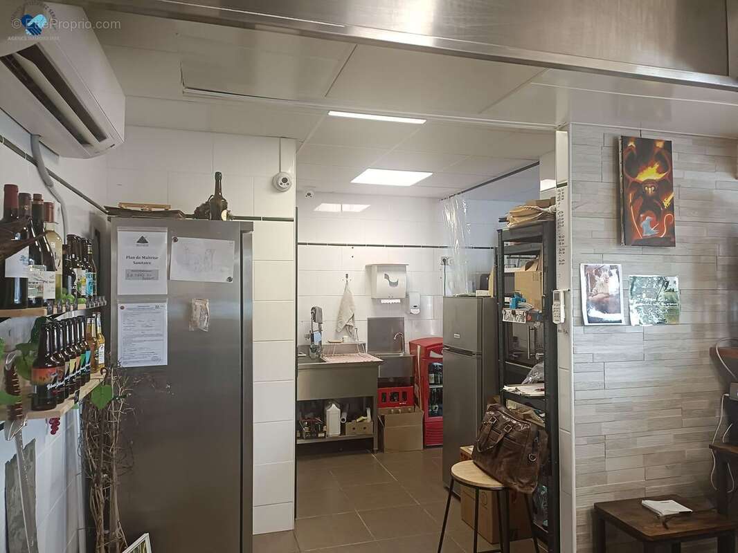 Commerce à AUZEVILLE-TOLOSANE