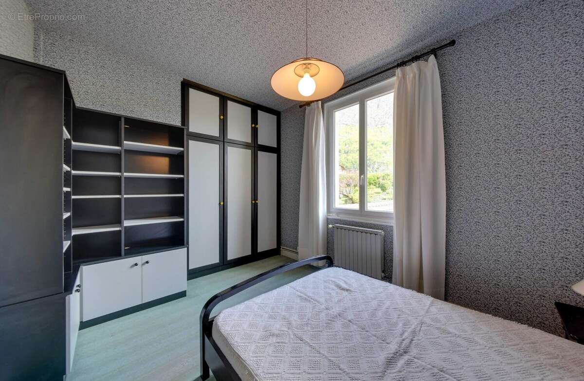 Maison à SAINT-EGREVE