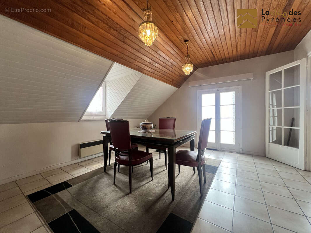 Maison à SARRANCOLIN