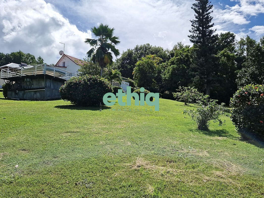 Maison à BOUILLANTE