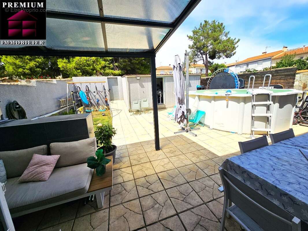 Maison à SAINT-ESTEVE