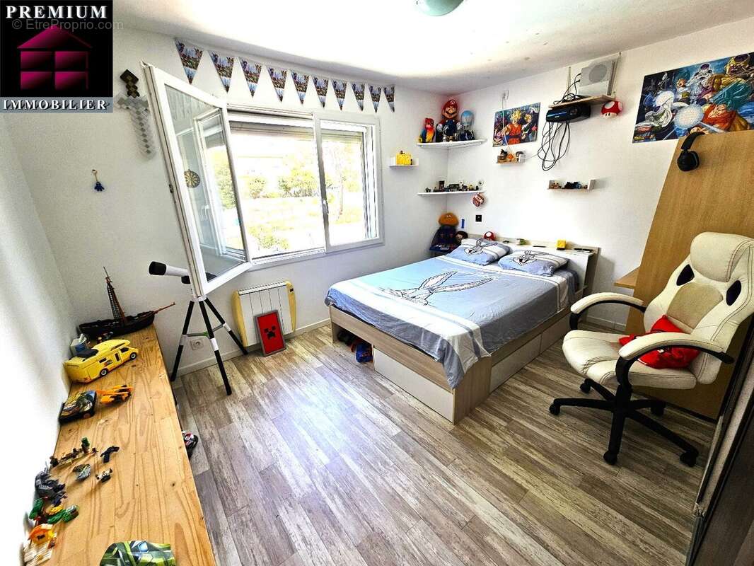 Maison à SAINT-ESTEVE