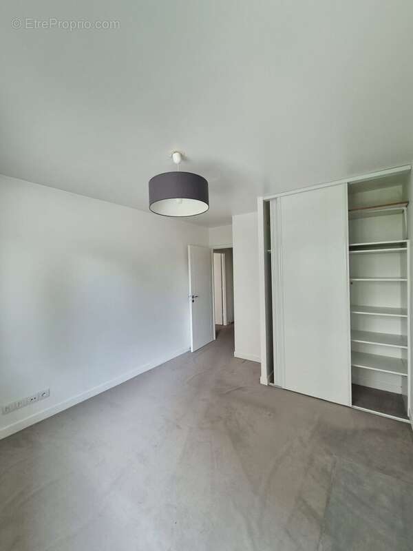 Appartement à ISSY-LES-MOULINEAUX