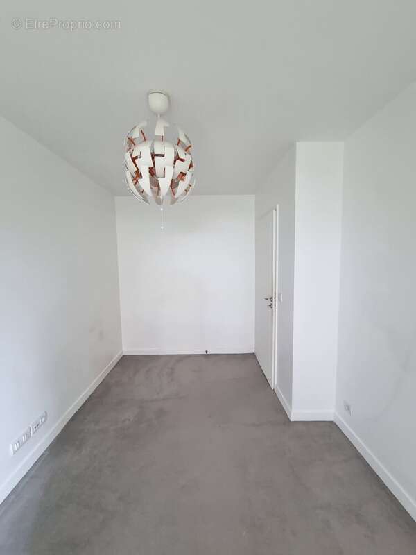 Appartement à ISSY-LES-MOULINEAUX