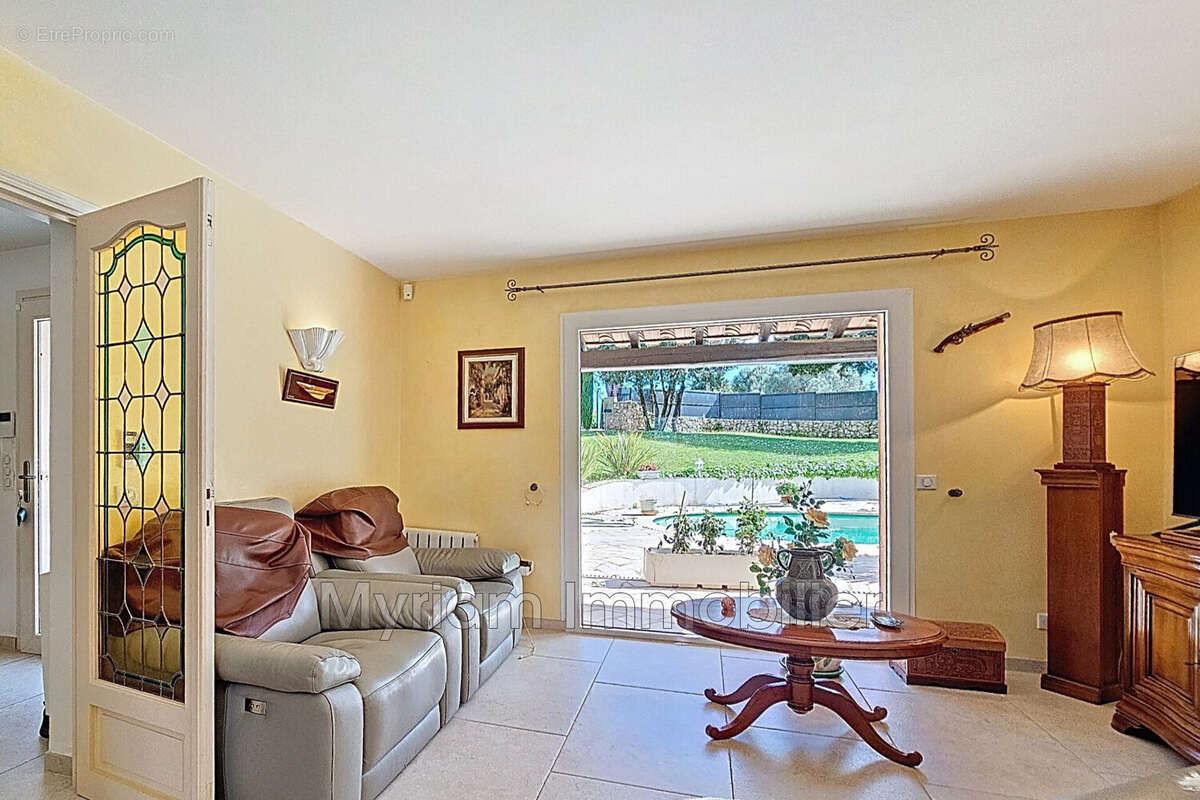 Maison à PEYMEINADE