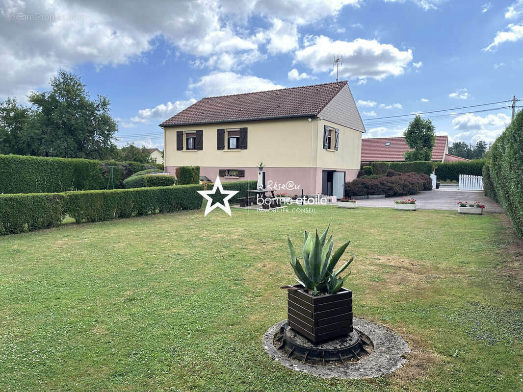 Maison à VAL-DE-MEUSE