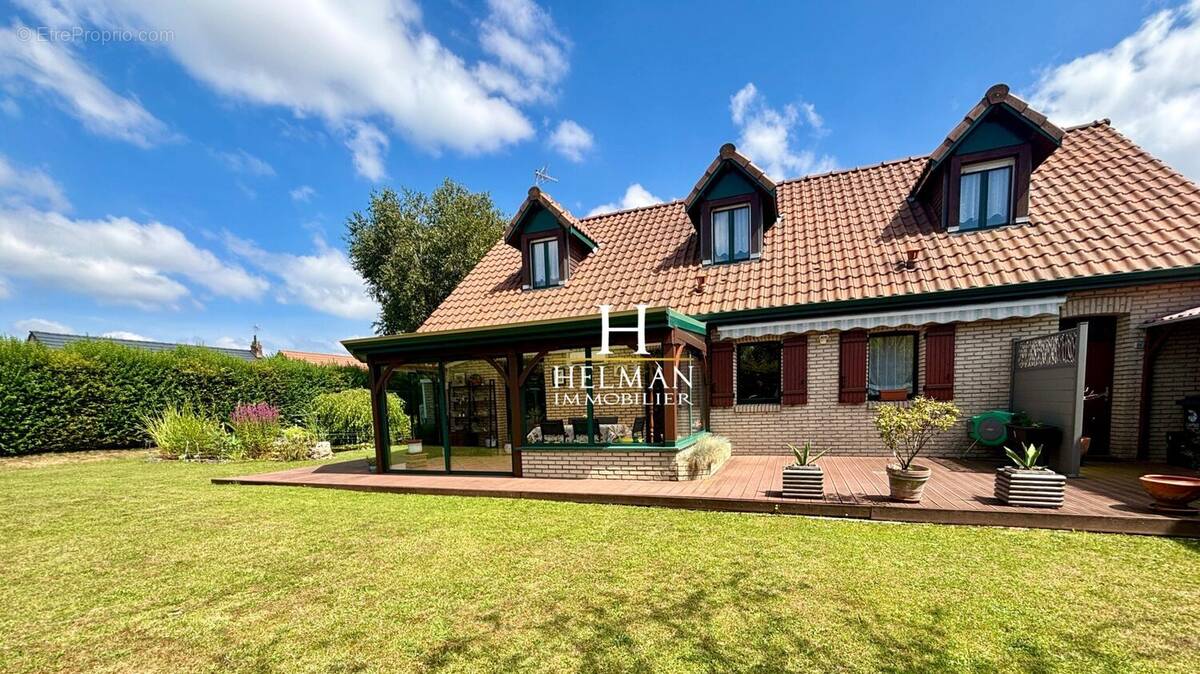 Maison à LONGUENESSE