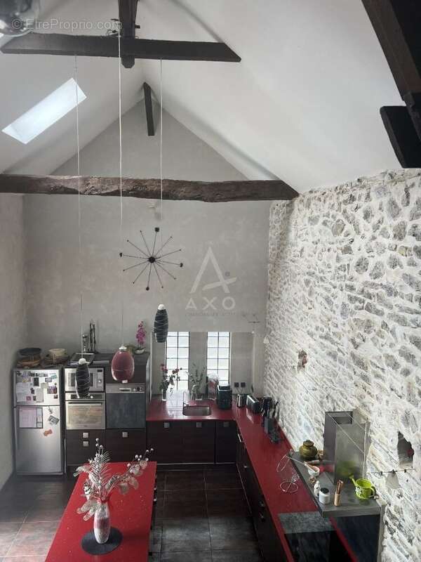 Maison à SALLES-MONGISCARD