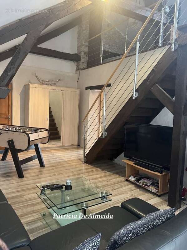 Maison à SALLES-MONGISCARD