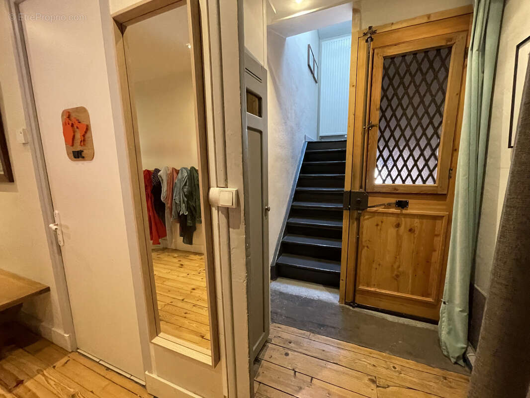 Appartement à SAINT-ETIENNE