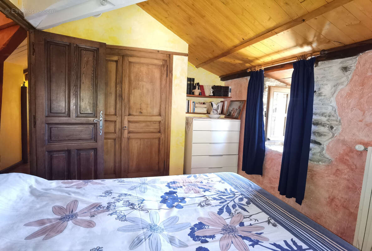 Maison à PONTEILS-ET-BRESIS