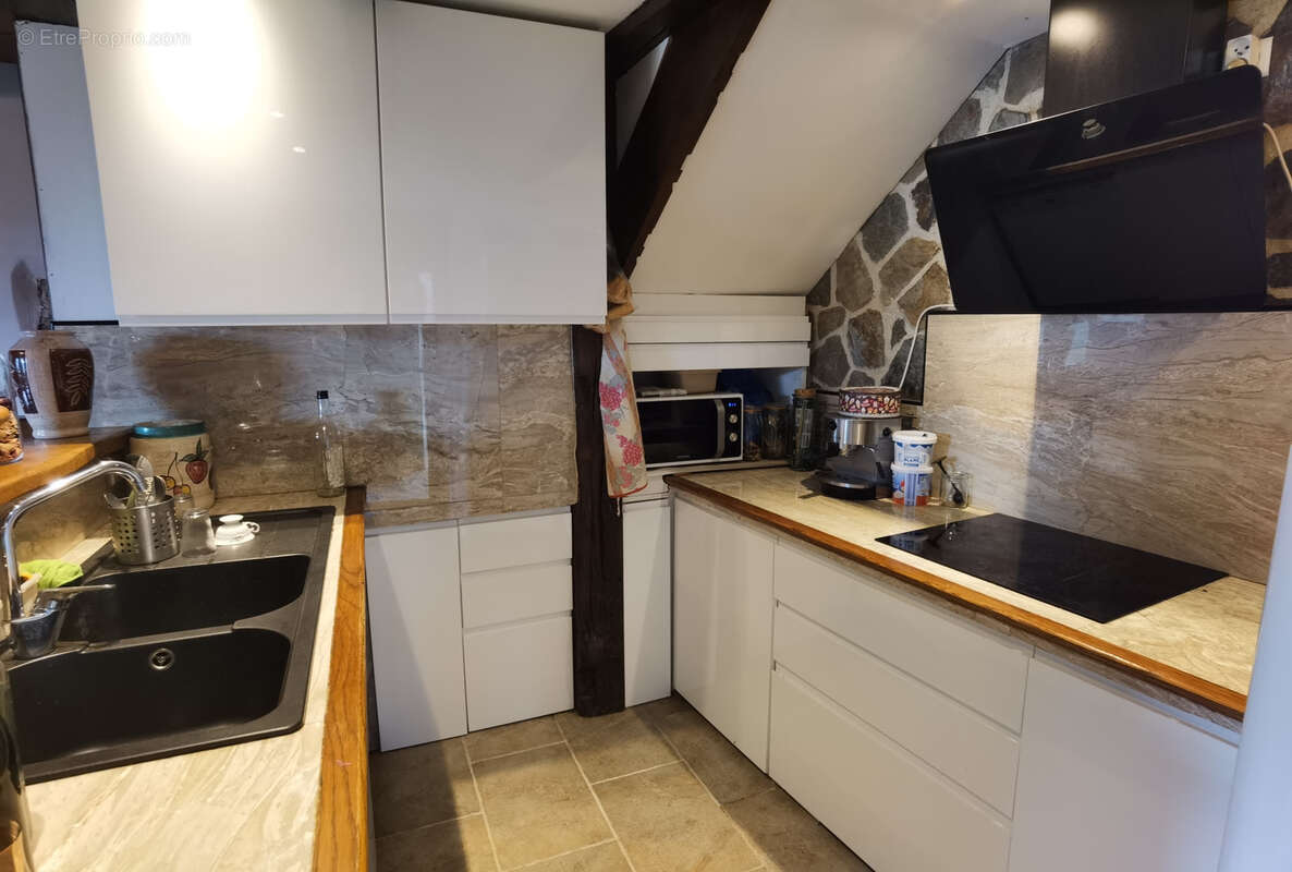 Maison à PONTEILS-ET-BRESIS