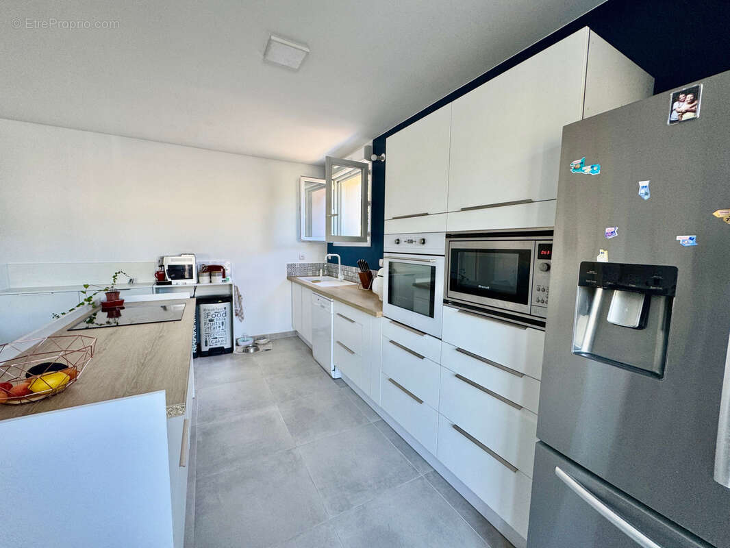 Maison à SAINT-LAURENT-DES-ARBRES