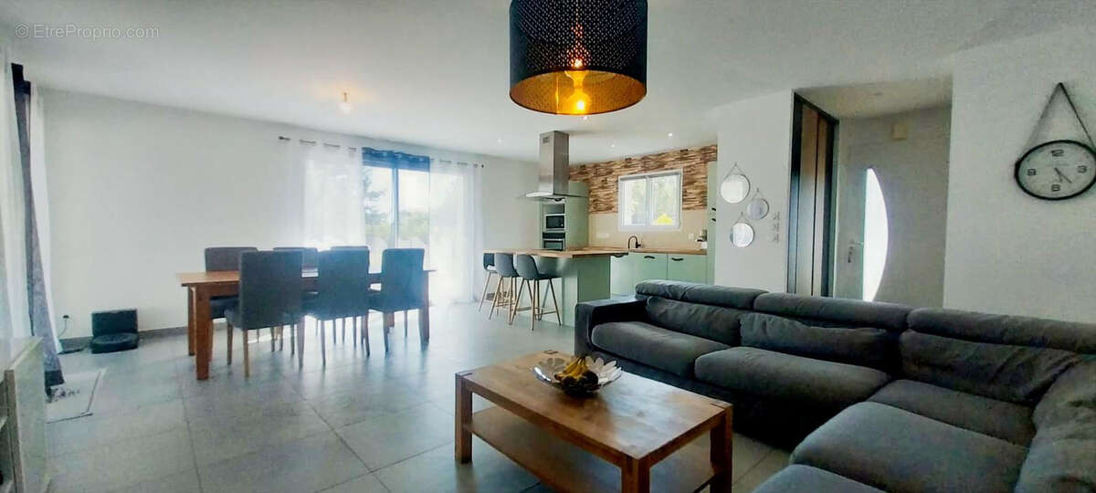 Maison à BELIN-BELIET