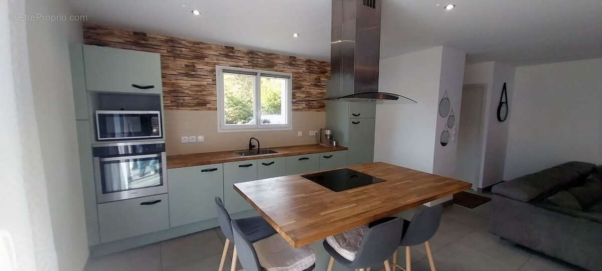 Maison à BELIN-BELIET