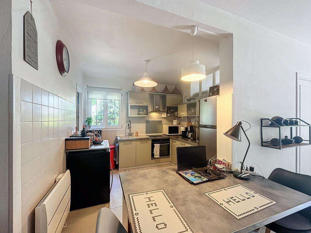 Appartement à LE CANNET