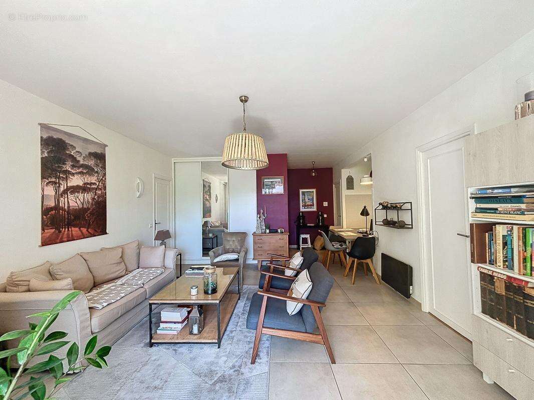 Appartement à LE CANNET