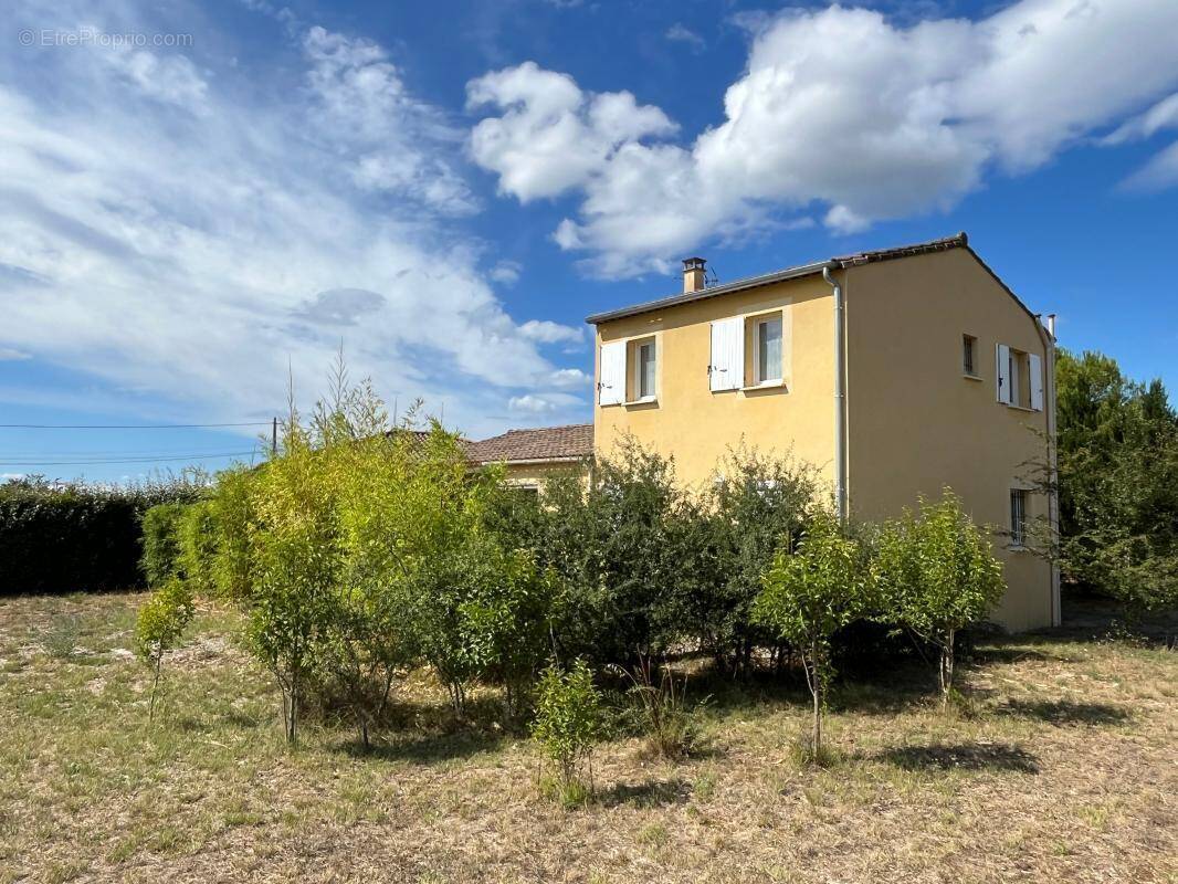 Maison à LABLACHERE