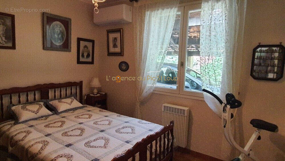 Maison à COMBAILLAUX