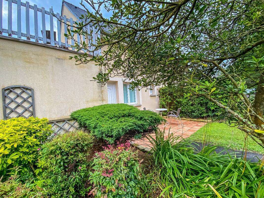 Appartement à COLLEVILLE-SUR-MER