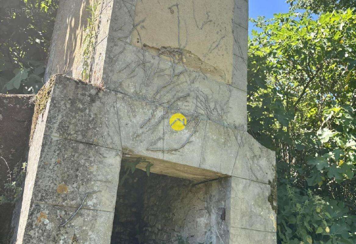 Maison à SAINTE-ALVERE