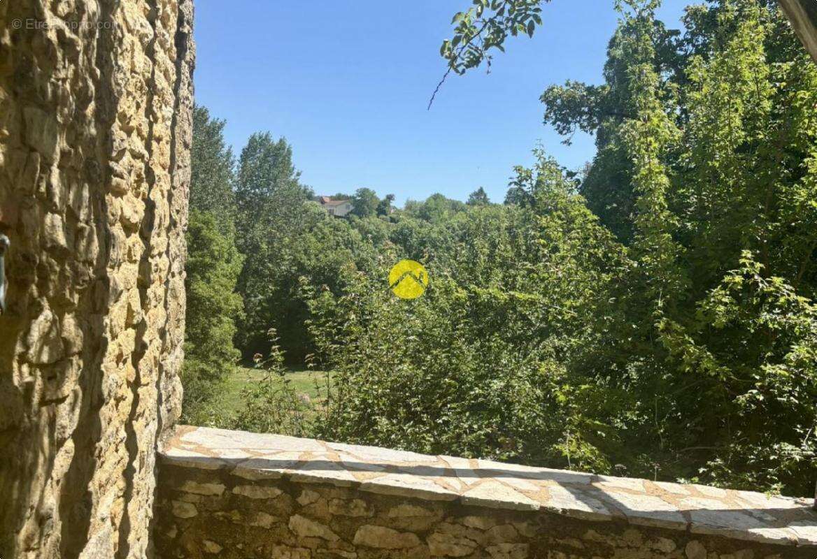 Maison à SAINTE-ALVERE