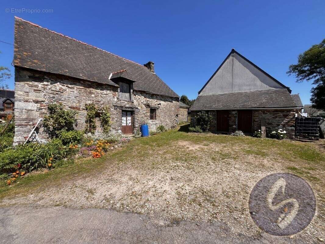 Maison à MALESTROIT