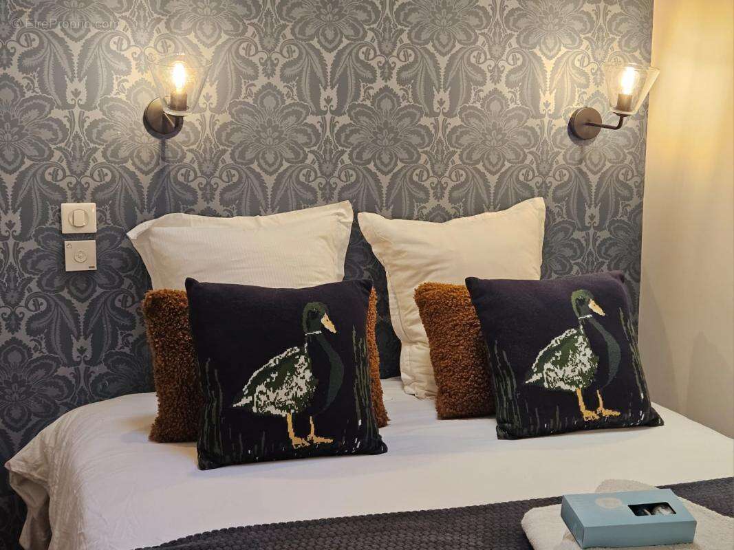 Appartement à PARIS-8E