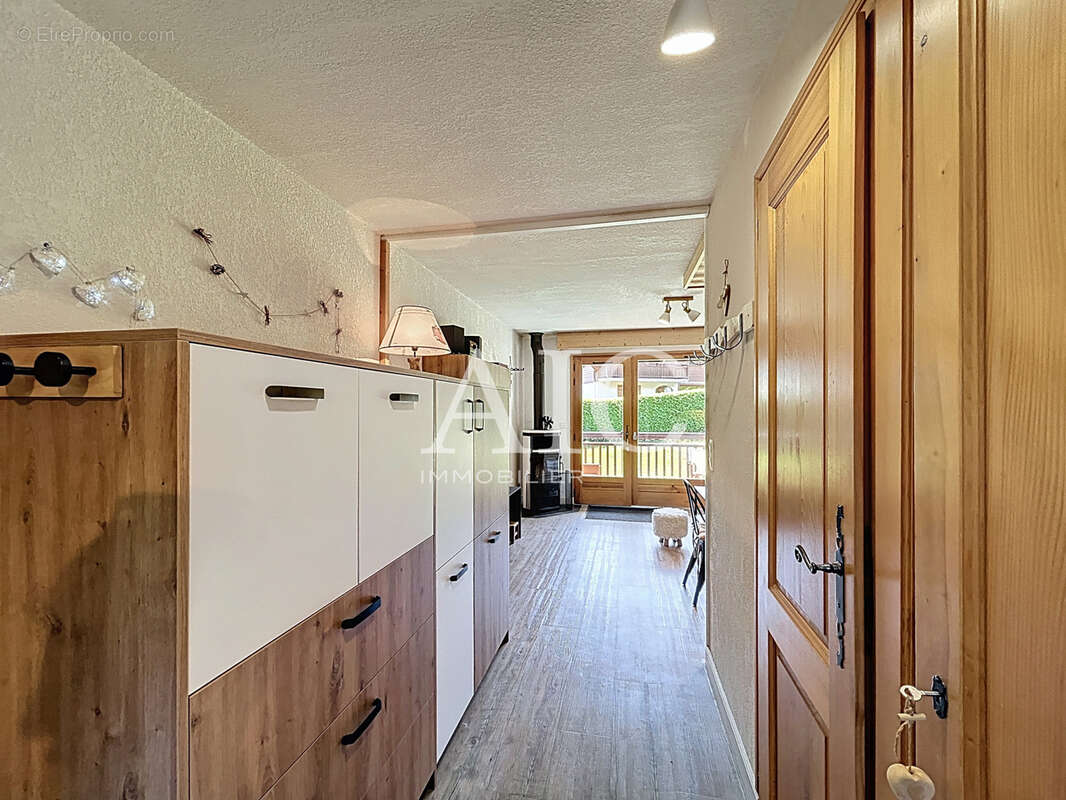 Appartement à DEMI-QUARTIER