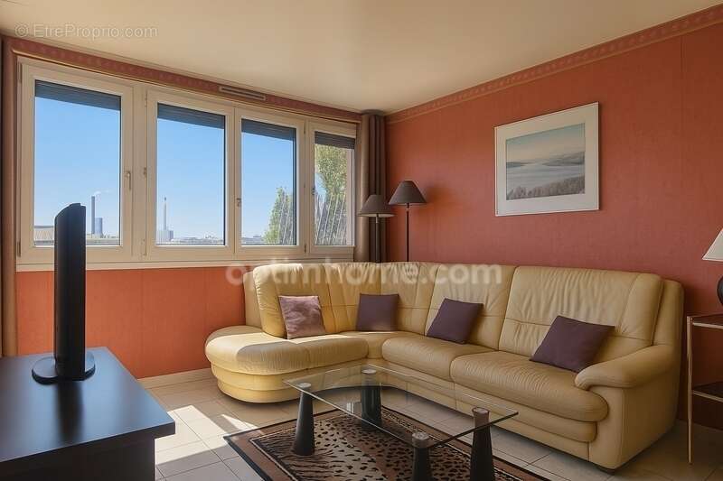 Appartement à MAISONS-ALFORT