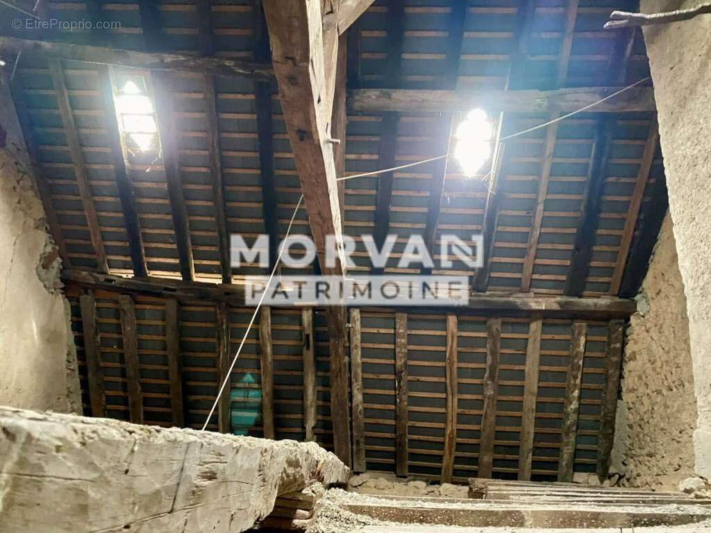 Maison à SAINT-SAULGE