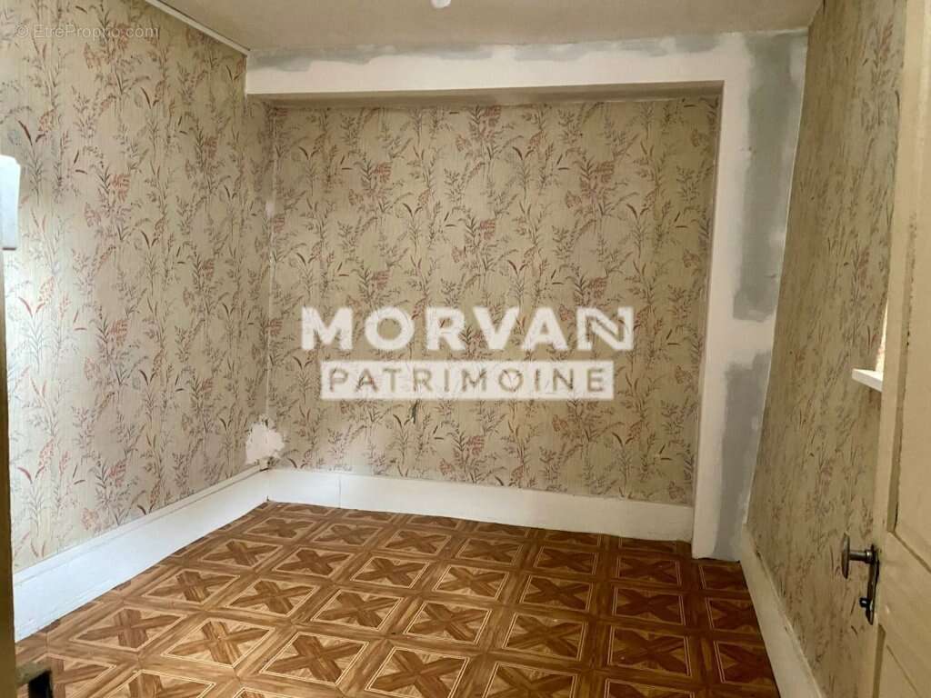 Maison à SAINT-SAULGE