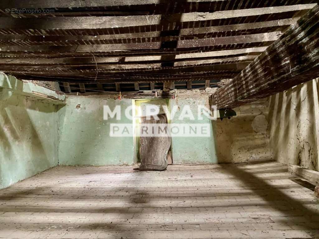 Maison à SAINT-SAULGE