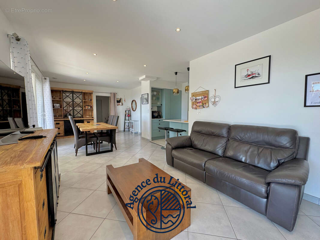 Maison à MESCHERS-SUR-GIRONDE