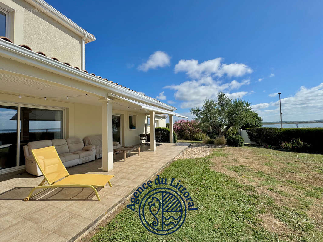 Maison à MESCHERS-SUR-GIRONDE