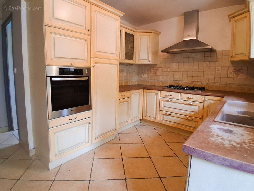 Maison à SAINT-GONDON