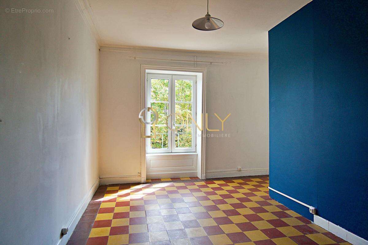 Maison à CHAZAY-D&#039;AZERGUES