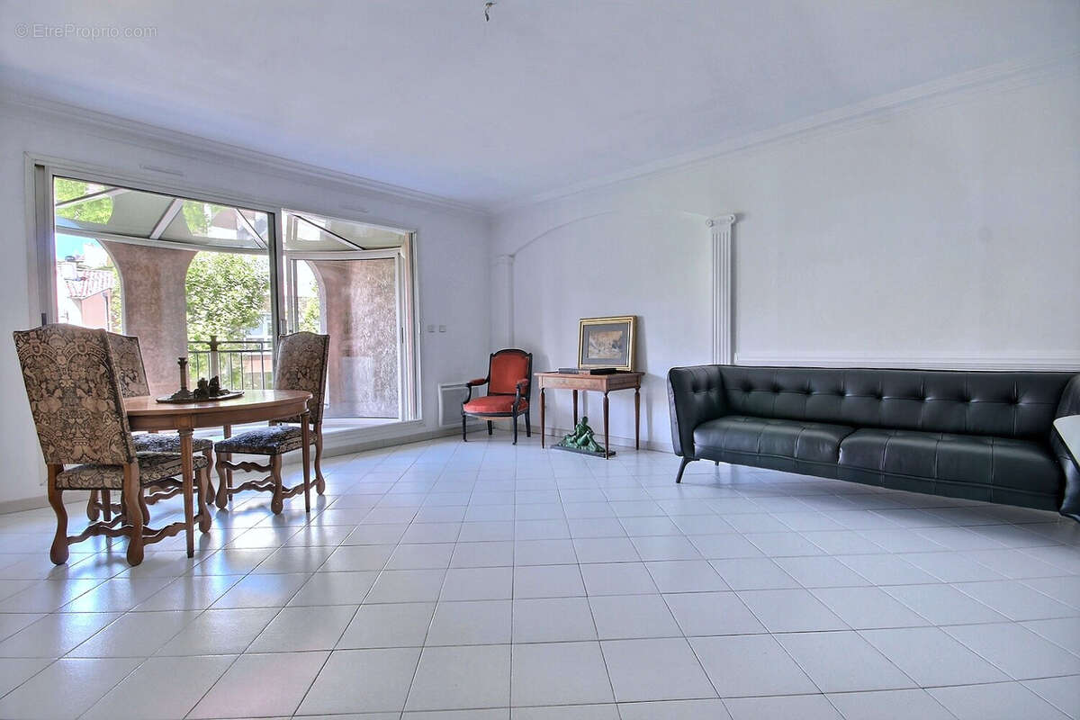 Appartement à MARSEILLE-8E