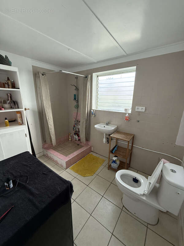 Maison à CAPESTERRE-BELLE-EAU