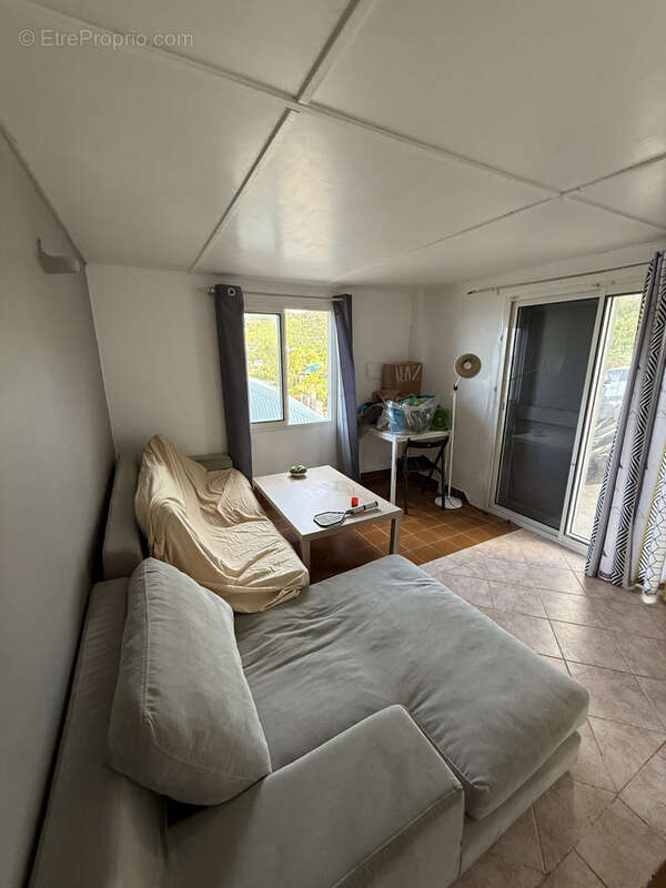 Maison à CAPESTERRE-BELLE-EAU